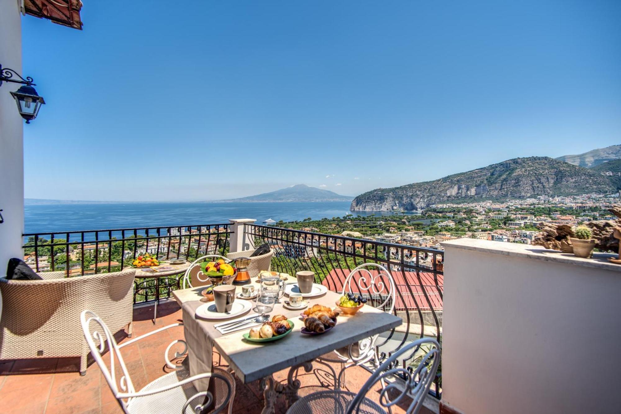 M Suites Sorrento Exterior foto